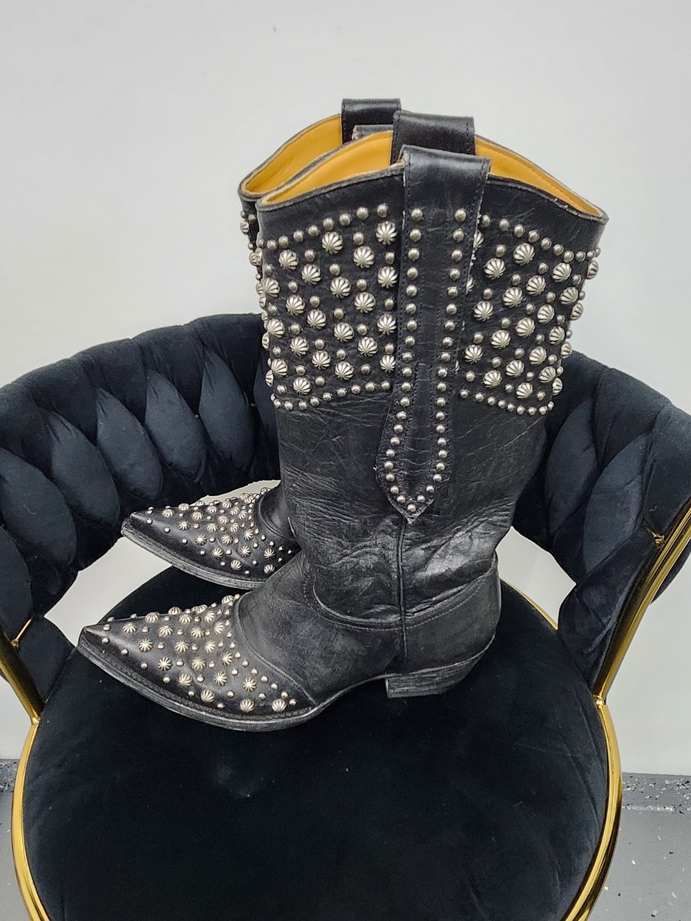 Old Gringo Leigh Anne Black Studded Leather Cowboy Boots Size 8 - Picture 2 of 6